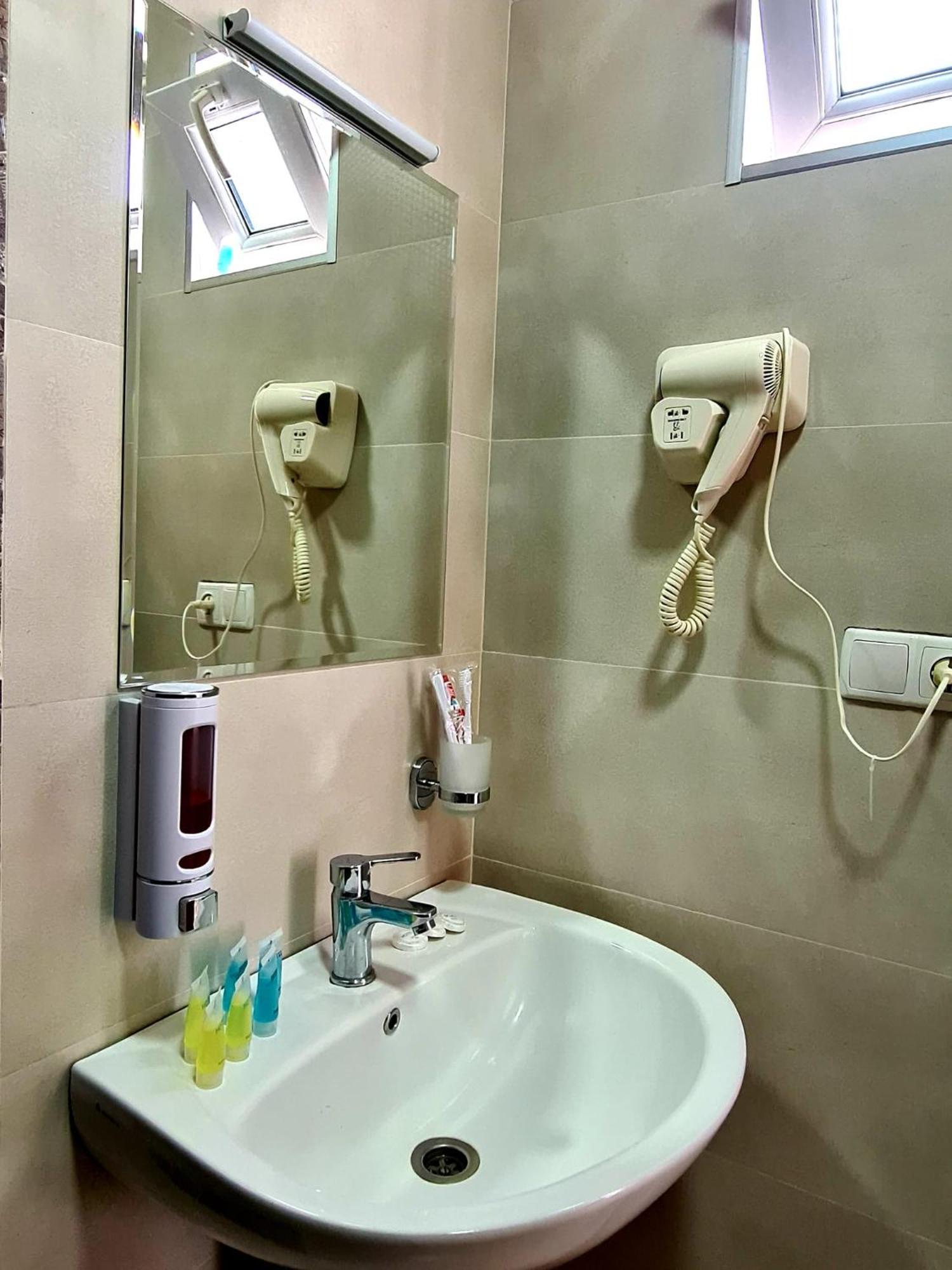 Baqari Inn Stepantsminda Room photo